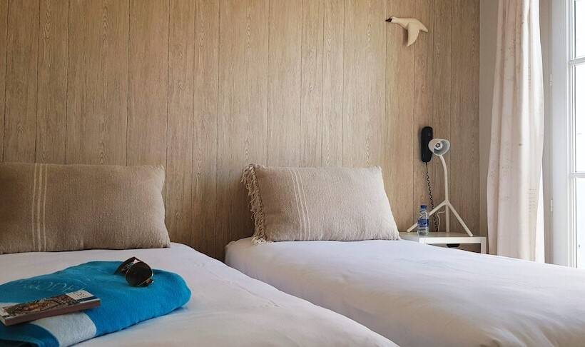 ホテル Hôtel Jerodel