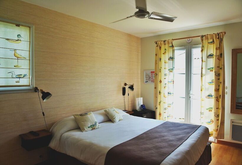 ホテル Hôtel Jerodel