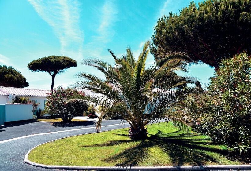 ホテル Hôtel Jerodel