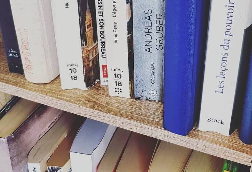 ホテル Hôtel Jerodel