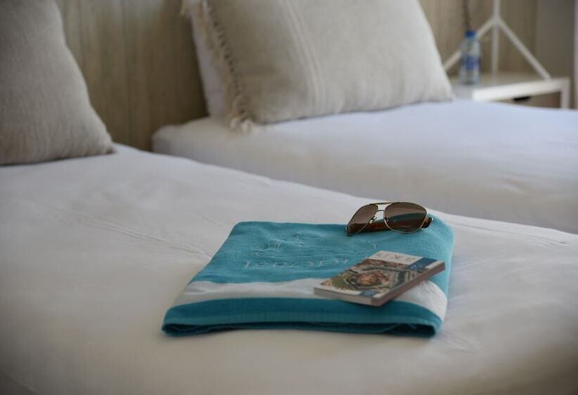 ホテル Hôtel Jerodel