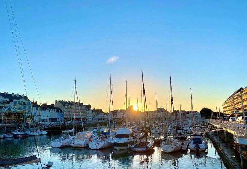 Отель Hôtel L Albatros