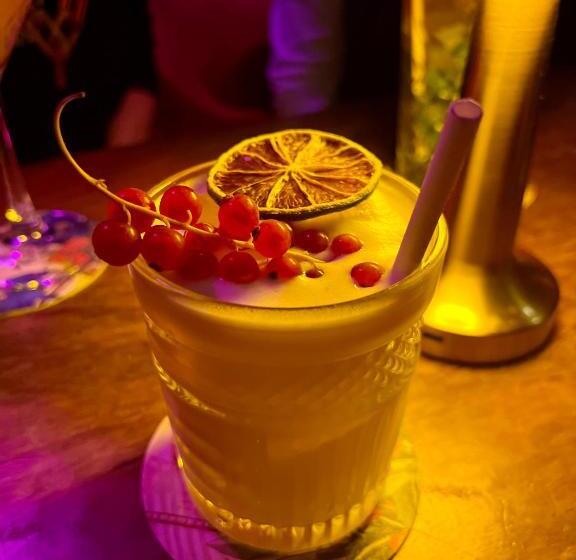 Отель Hôtel L Albatros