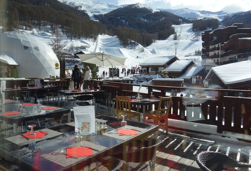 فندق Hôtel L Escale Blanche