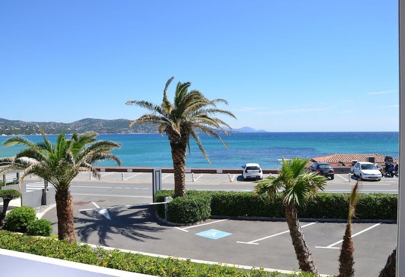 Отель Hôtel La Plage