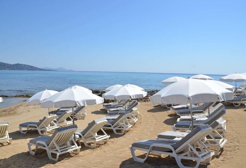 Отель Hôtel La Plage