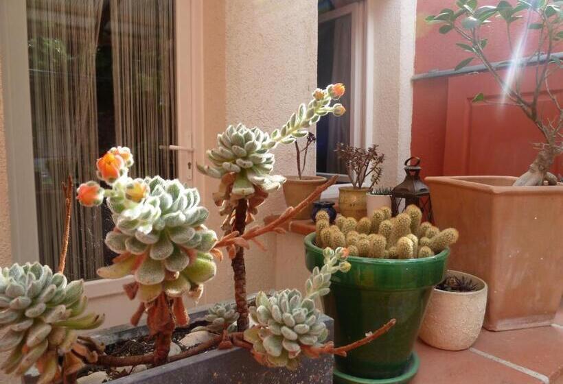 호텔 Hôtel La Villa Patricia   Charme Et Tradition