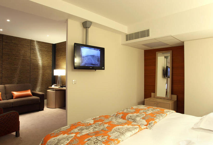 Отель Hôtel Le Griffon D'or