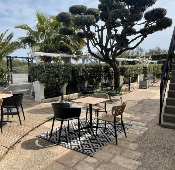 בית מלון כפרי Hôtel Le Martray
