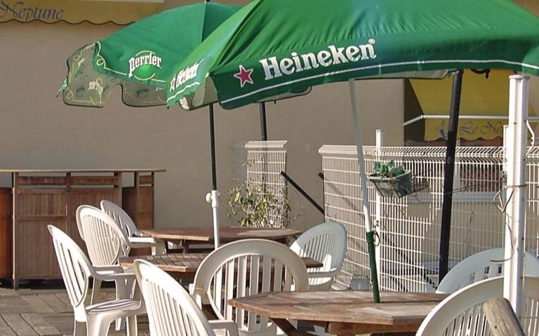 فندق Hôtel Le Neptune