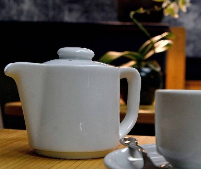 ホテル Hôtel Le Tiburon