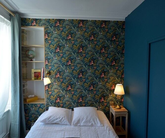 ホテル Hôtel Le Tiburon