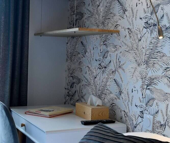 ホテル Hôtel Le Tiburon