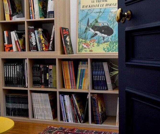 ホテル Hôtel Le Tiburon