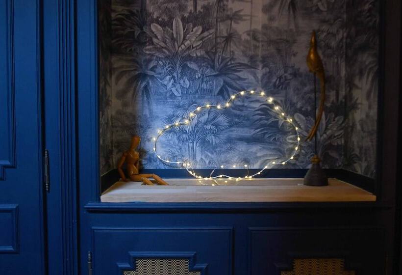 ホテル Hôtel Le Tiburon