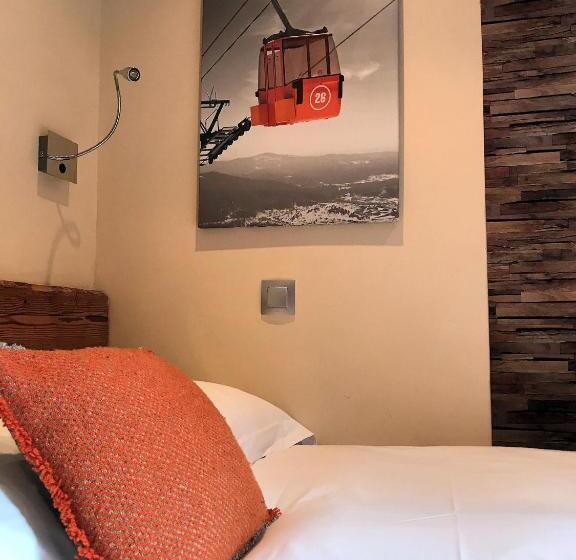 ホテル Hôtel Les Cimes