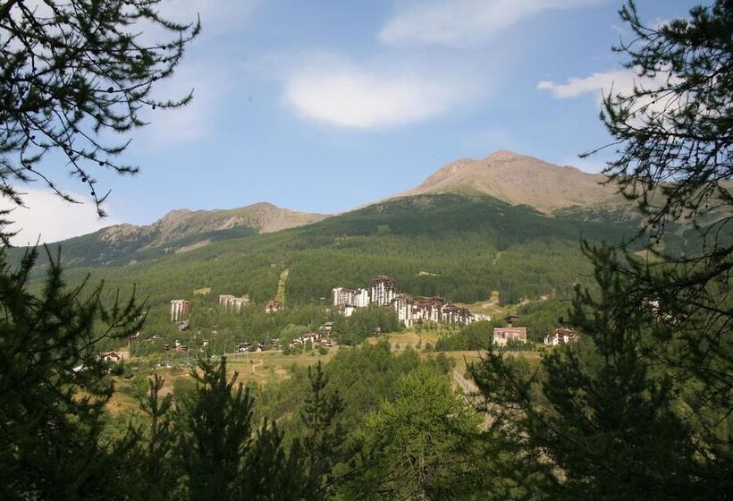 فندق Hôtel Les écrins