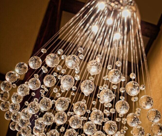 Отель Hôtel Majuscule