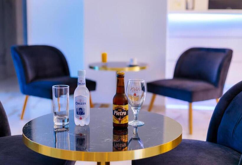 Отель Hôtel Mare E Monti