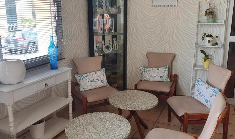 هتل Hôtel Orange Marine