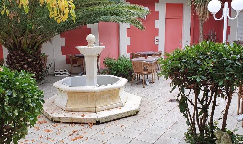 هتل Hôtel Orange Marine