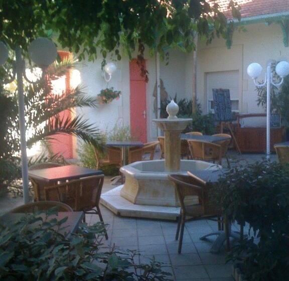 هتل Hôtel Orange Marine