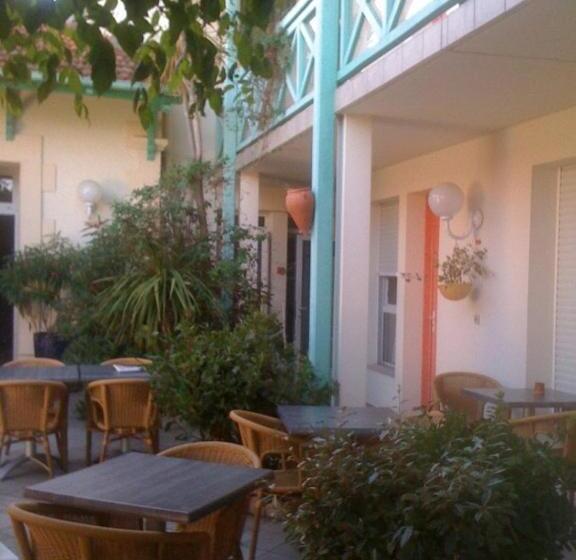 هتل Hôtel Orange Marine