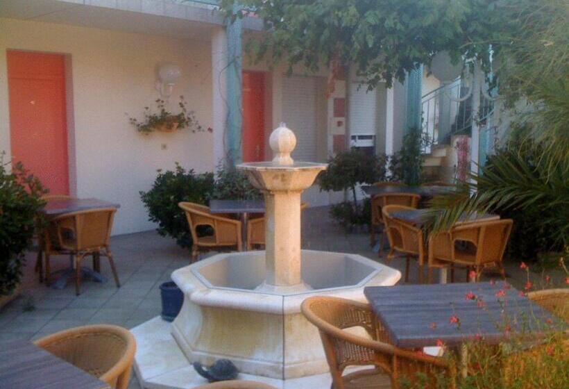 هتل Hôtel Orange Marine