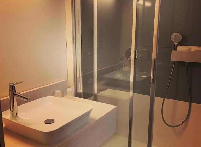 בית מלון כפרי Hôtel Restaurant De L Embarcadère