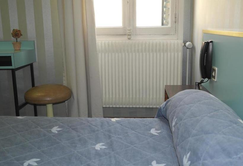 호텔 Restaurant Des Lys