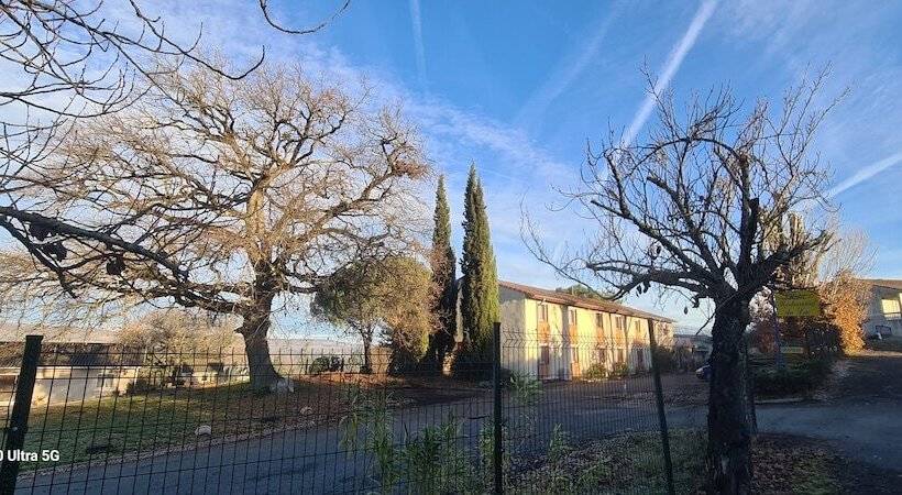 Отель Hôtel Restaurant Du Lac