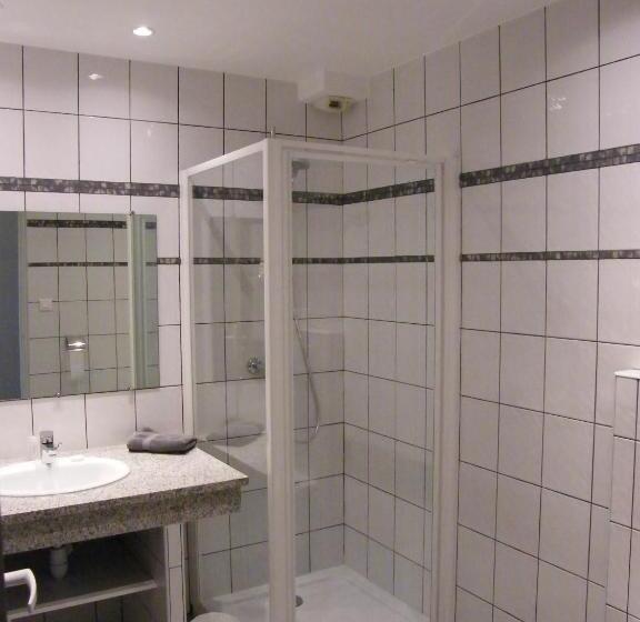 Отель Hôtel Restaurant L Empereur