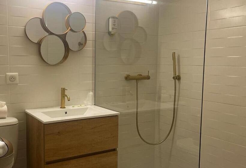 호텔 Hôtel Restaurant La Caravelle