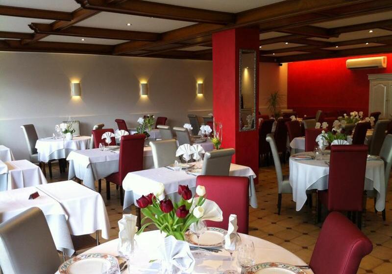 فندق Hôtel Restaurant Les Rochers
