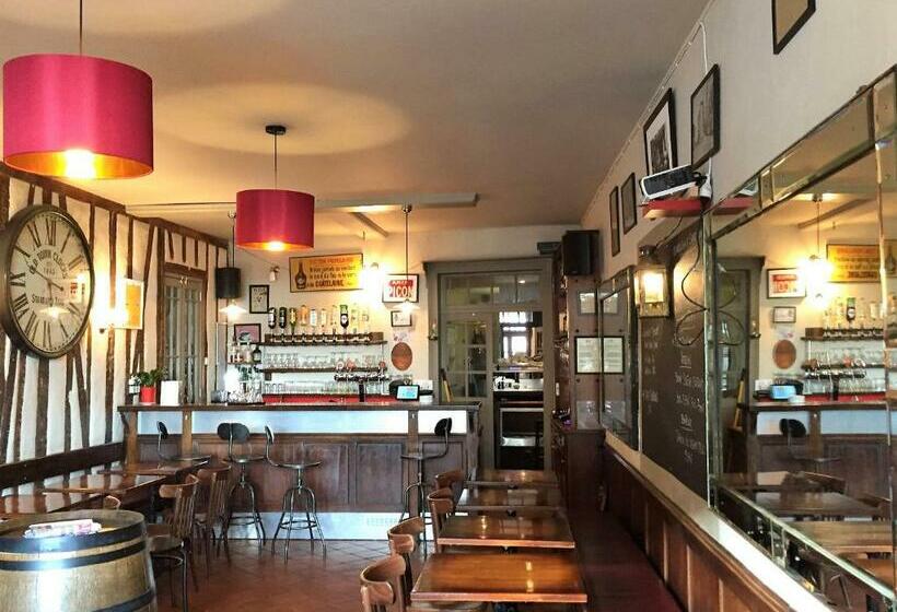 בית מלון כפרי Hôtel Saint Laurans