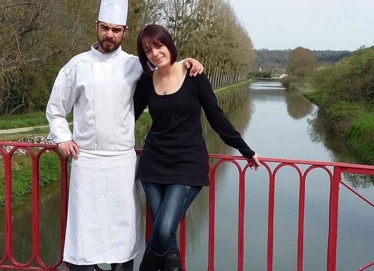 فندق Hôtel Restaurant De L Ecluse 79