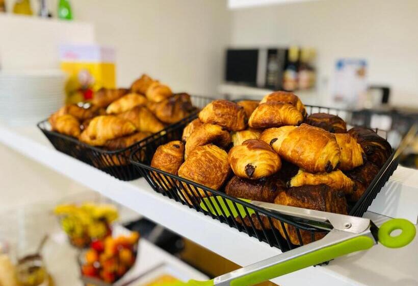 فندق Ibis Budget Noyon