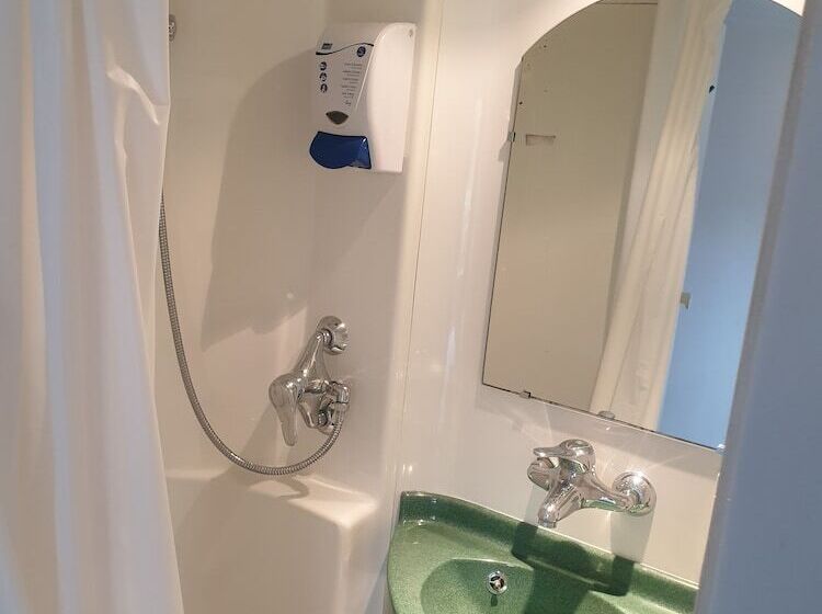 فندق Kyriad Direct  Poissy   Acheres