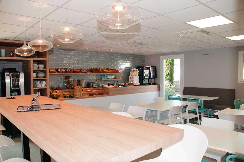 ホテル Kyriad Montpellier Ouest St Jean De Védas   A709