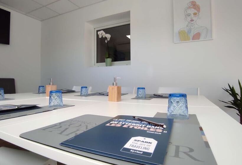 هتل Kyriad Montpellier Ouest St Jean De Védas   A709