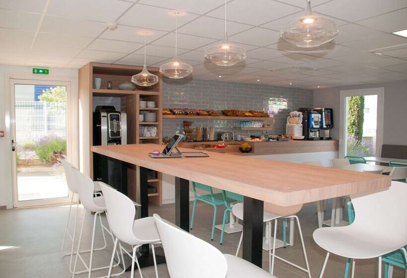 ホテル Kyriad Montpellier Ouest St Jean De Védas   A709