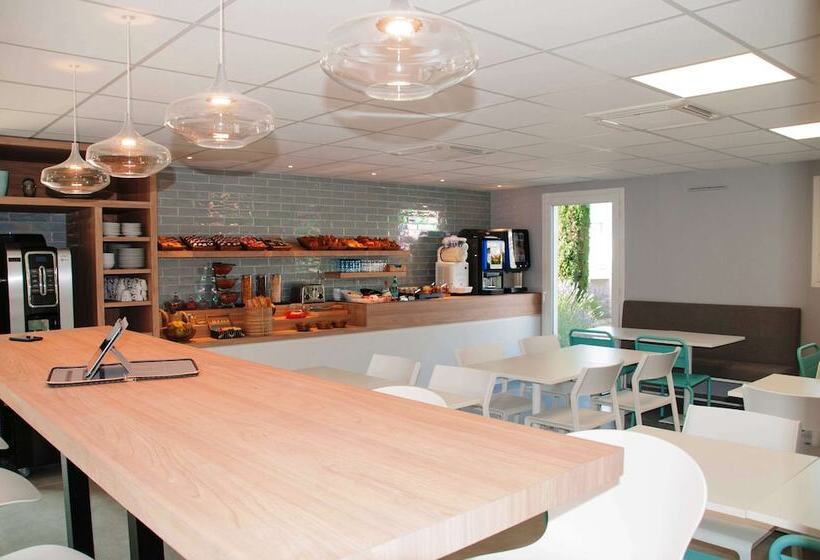 هتل Kyriad Montpellier Ouest St Jean De Védas   A709