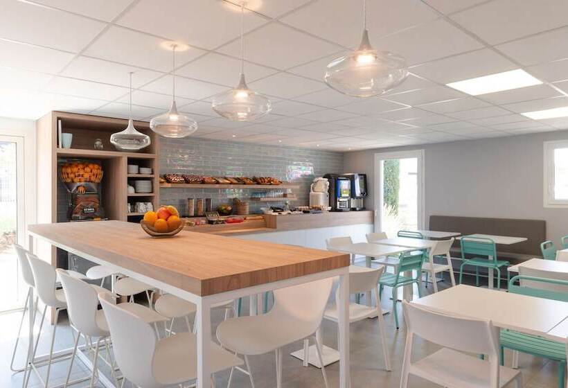 ホテル Kyriad Montpellier Ouest St Jean De Védas   A709