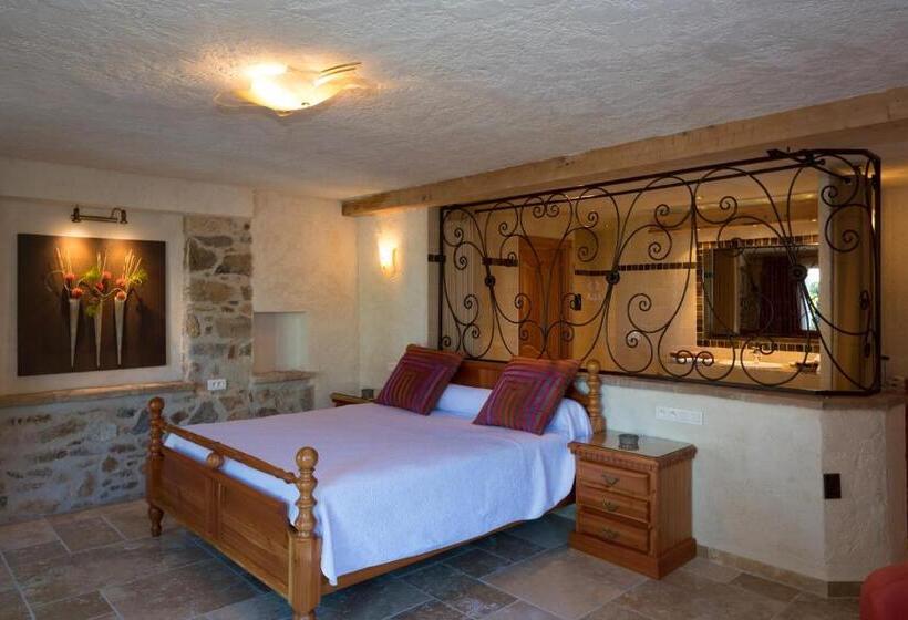 Отель L Escapade Hôtel & Restaurant