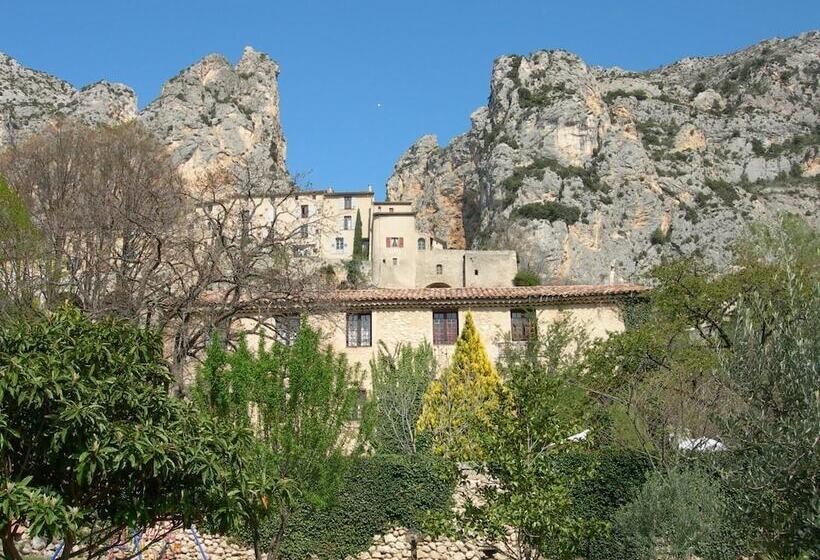 ホテル La Bastide Du Paradou