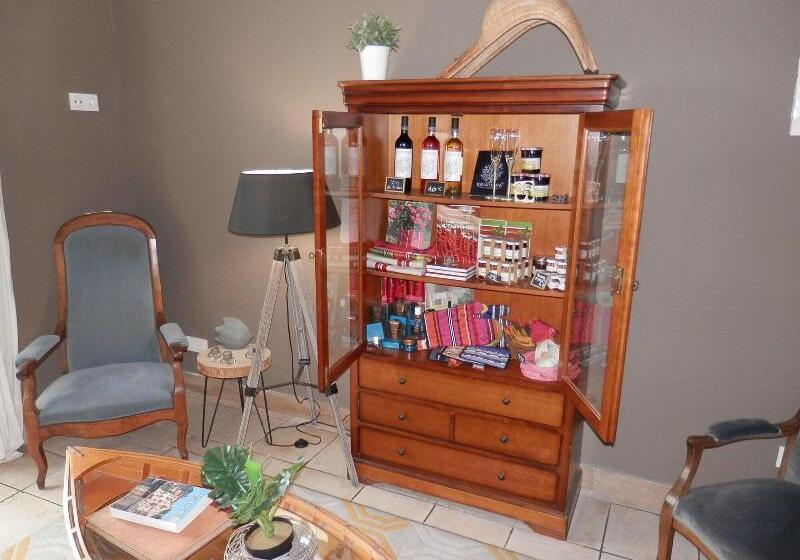 בית מלון כפרי La Caravelle