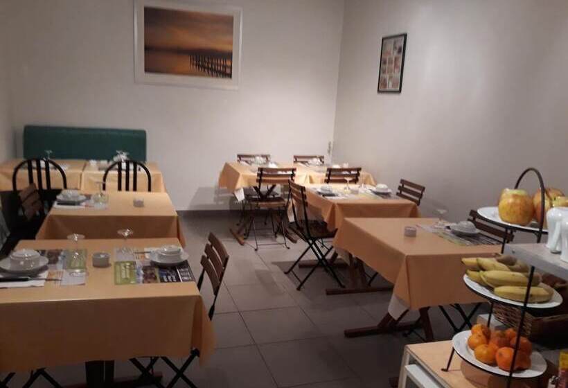 فندق La Caravelle