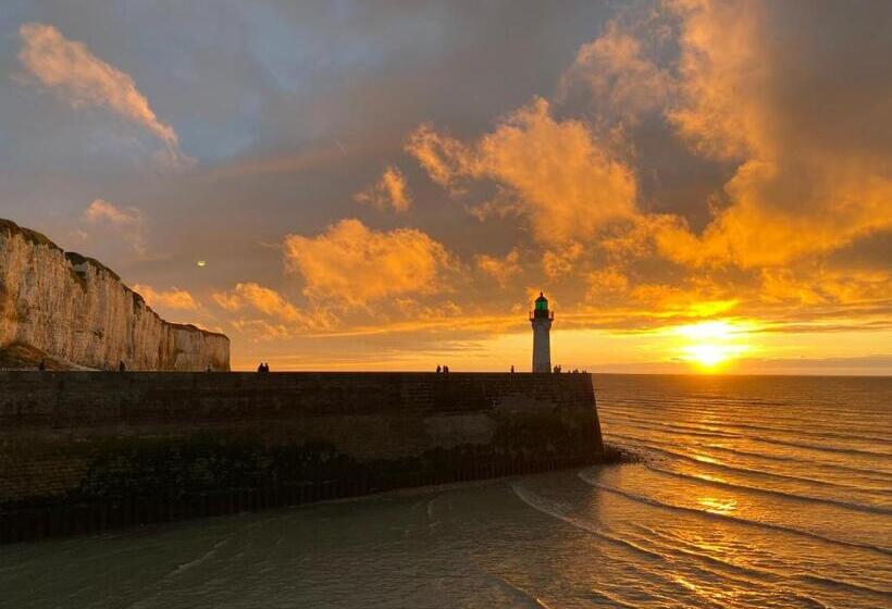 בית מלון כפרי La Maison Des Galets Sur Le Front De Mer
