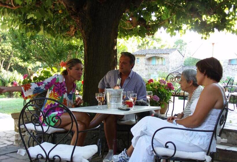 فندق Hôtel La Pierrerie