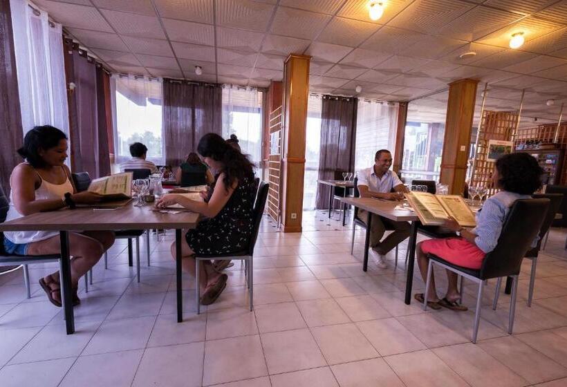 فندق Hôtel La Rocade